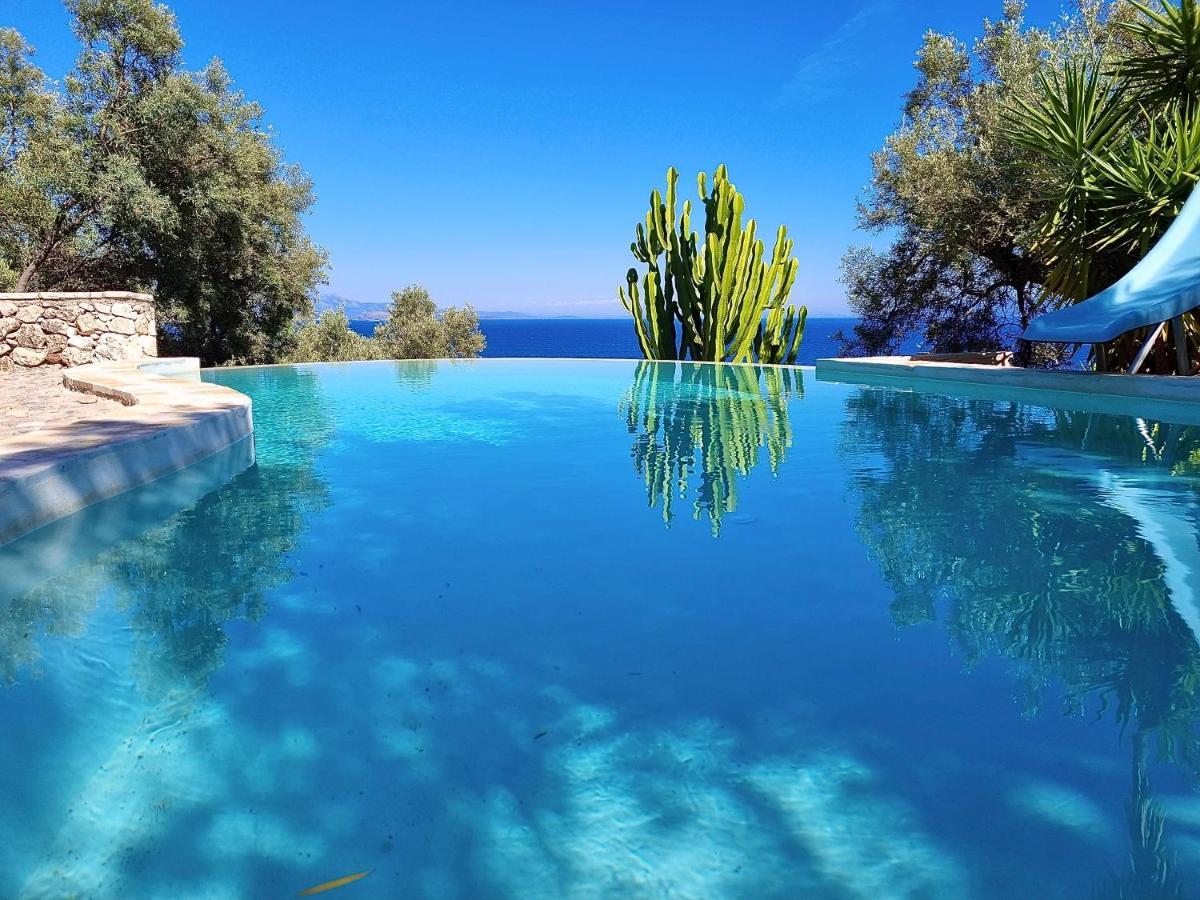 Villa Nautique - Waterfront Sívota Esterno foto