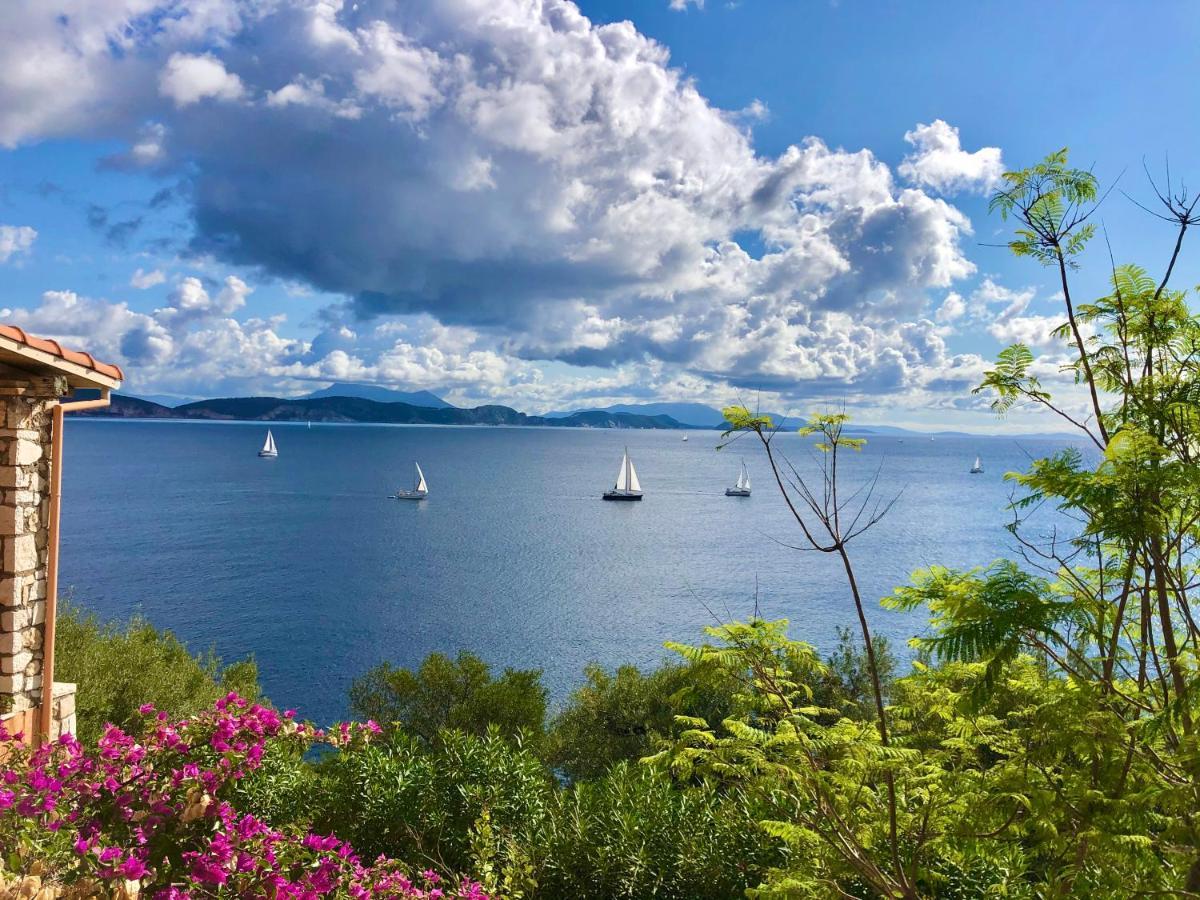 Villa Nautique - Waterfront Sívota Esterno foto